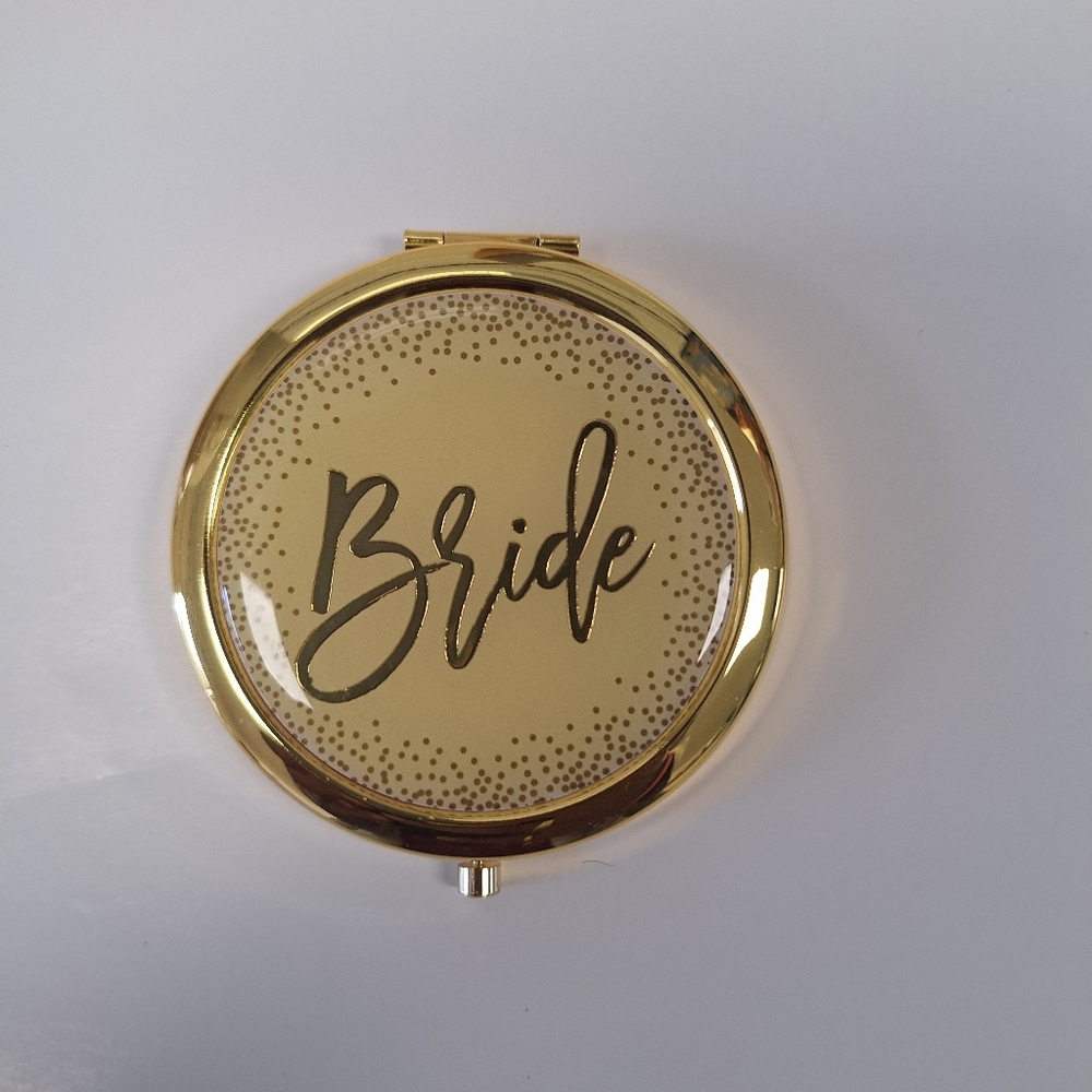 Wedding 5pc Bride & Bridesmaid makeup compact gifts- New in boxes - Picture 2 of 4